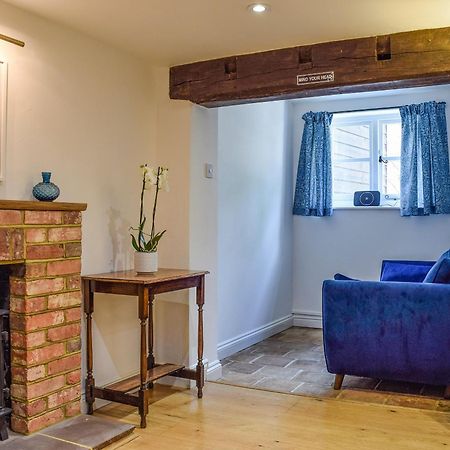 Wayside Cottage Adstock エクステリア 写真