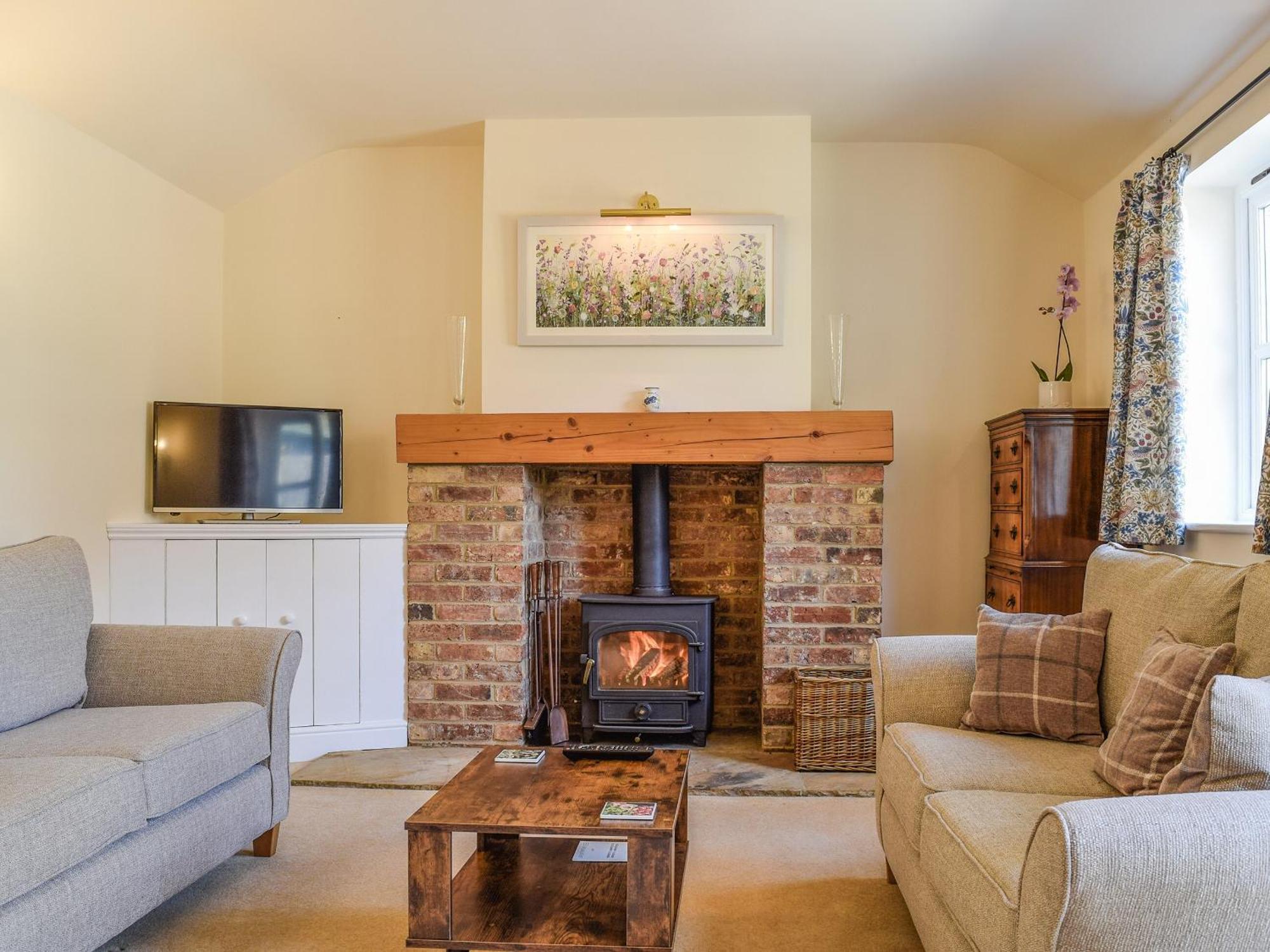 Wayside Cottage Adstock エクステリア 写真